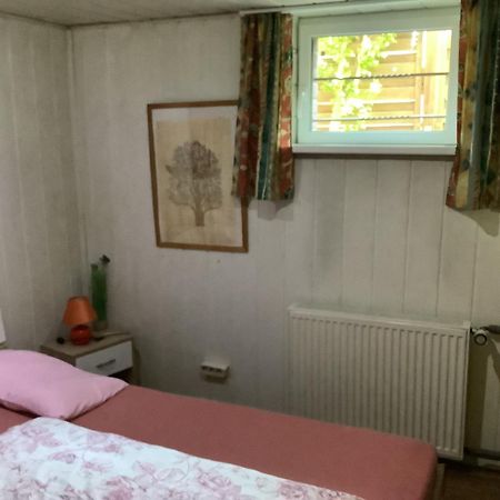 אסן Schoenes Zimmer Im Seterant/Untergeschoss מראה חיצוני תמונה
