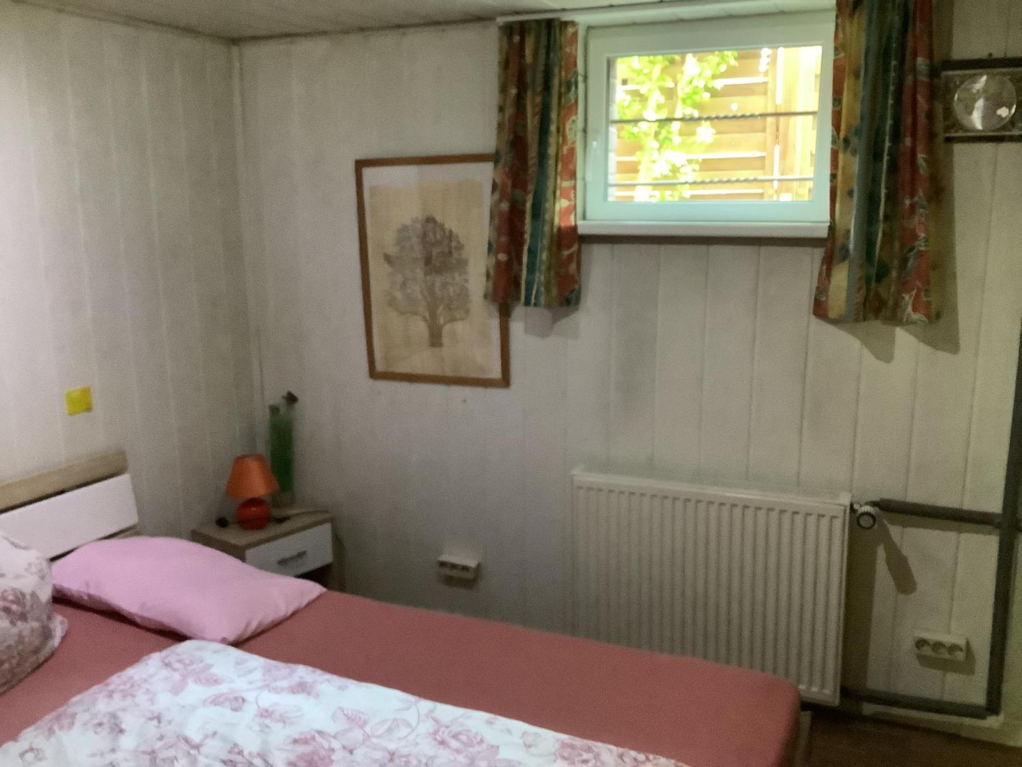 אסן Schoenes Zimmer Im Seterant/Untergeschoss מראה חיצוני תמונה
