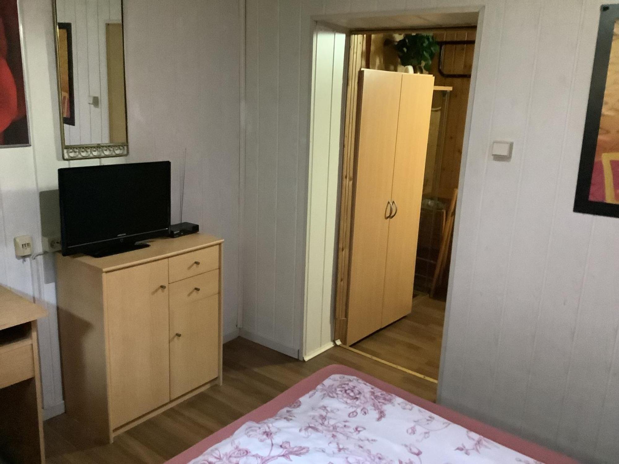 אסן Schoenes Zimmer Im Seterant/Untergeschoss מראה חיצוני תמונה